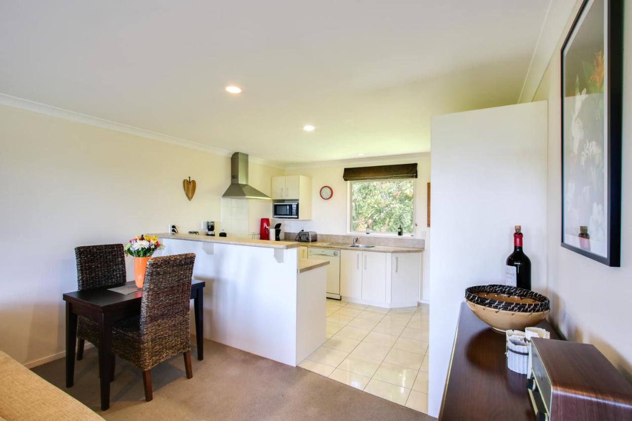 Onslow Views - Napier Holiday Home מראה חיצוני תמונה