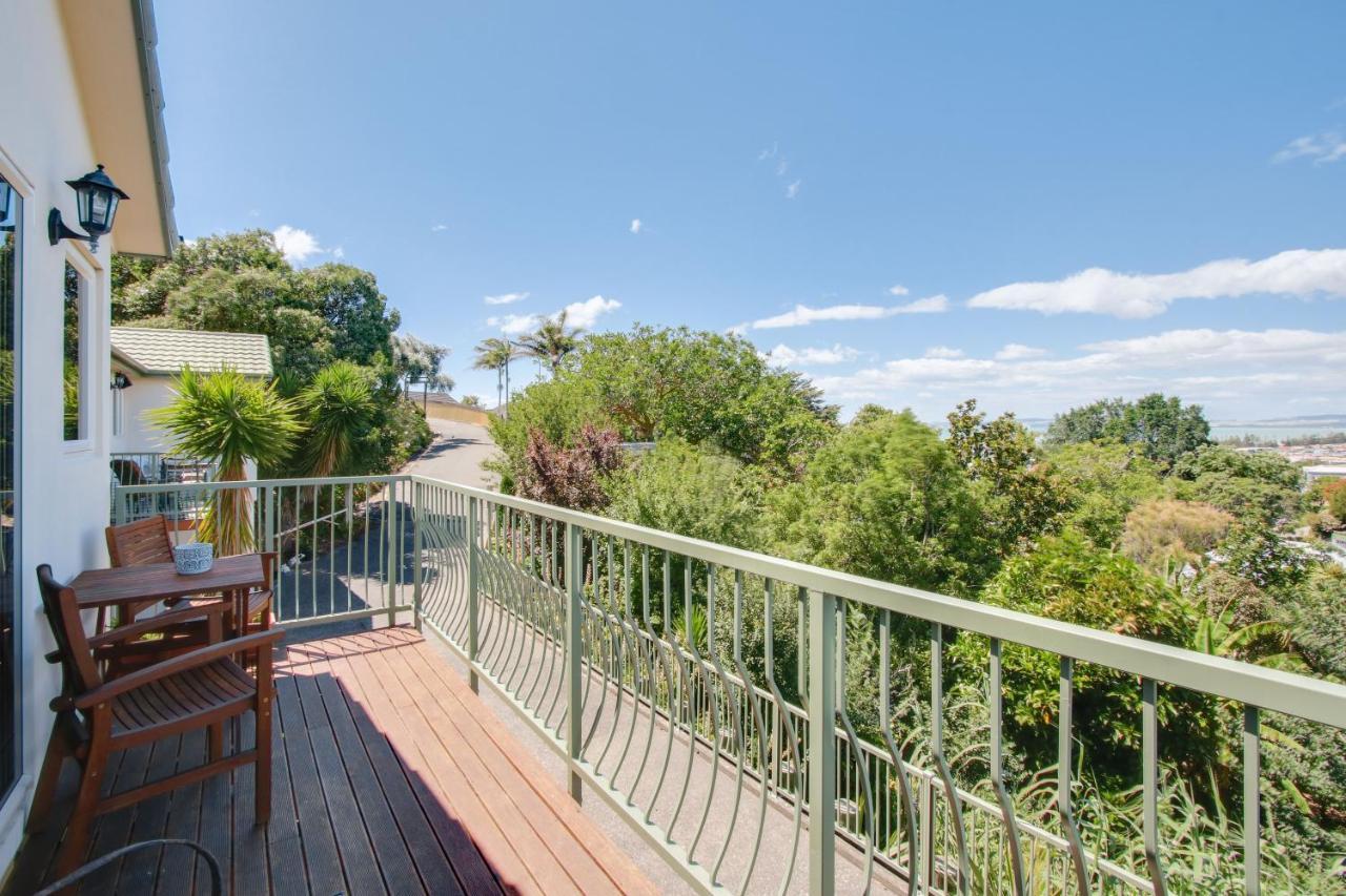 Onslow Views - Napier Holiday Home מראה חיצוני תמונה