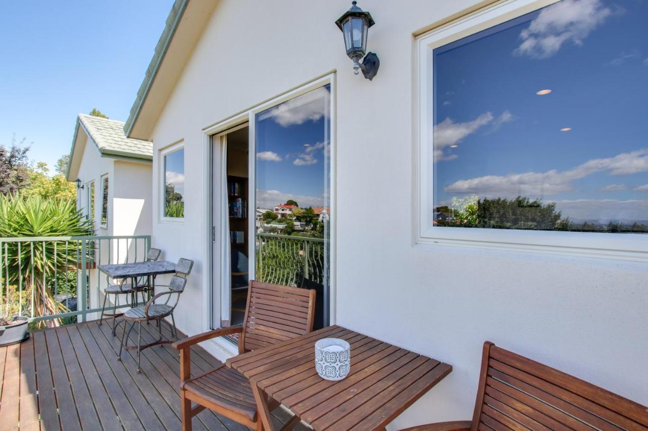 Onslow Views - Napier Holiday Home מראה חיצוני תמונה